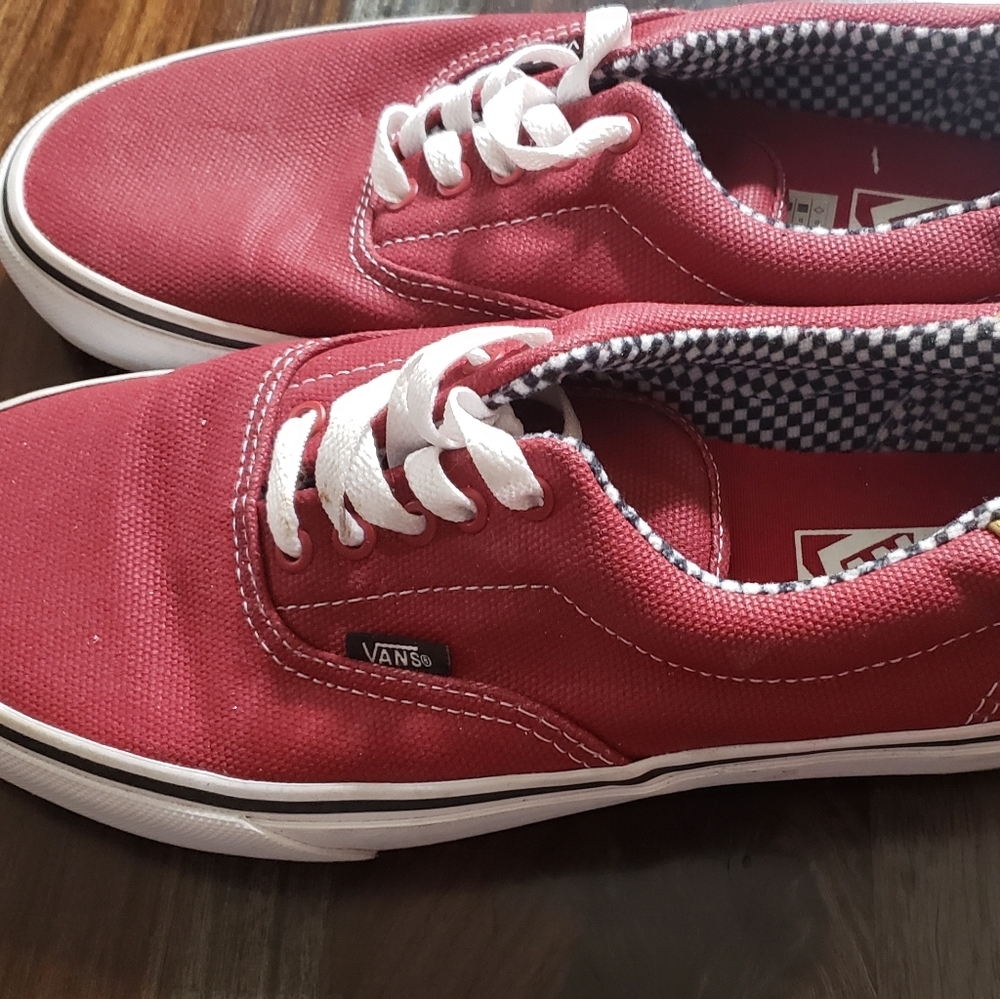 Van pre owned canvas sneakers